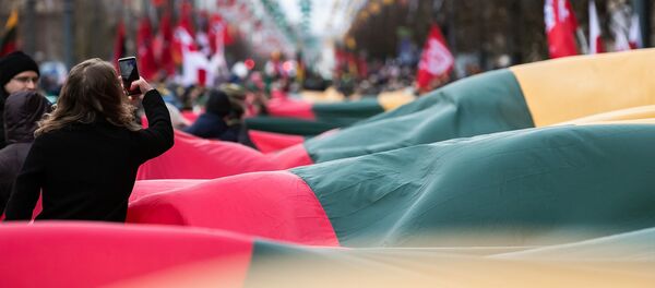 Флаг Литвы в Вильнюсе, архивное фото - Sputnik Литва