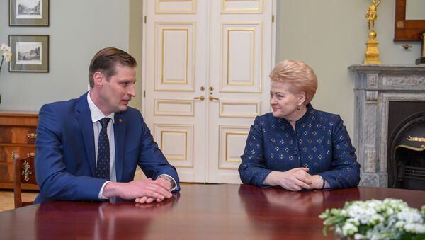Даля Грибаускайте с новым министром окружающей среды Кястутисом Мажейкой - Sputnik Литва