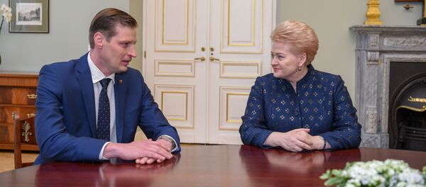 Даля Грибаускайте с новым министром окружающей среды Кястутисом Мажейкой - Sputnik Литва