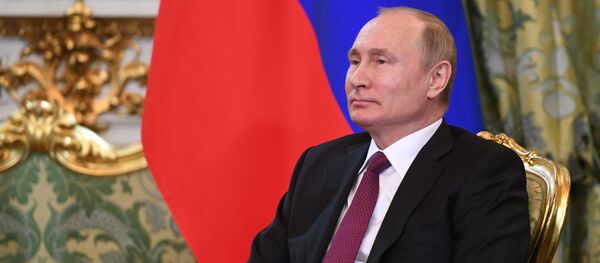 Президент РФ Владимир Путин 3 апреля 2019 года - Sputnik Литва