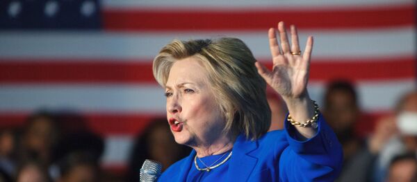 Предвыборное ралли кандидата в президенты США Хиллари Клинтон в штате Кентукки - Sputnik Литва