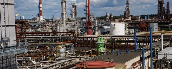 Литовский нефтяной завод Orlen Lietuva - Sputnik Литва