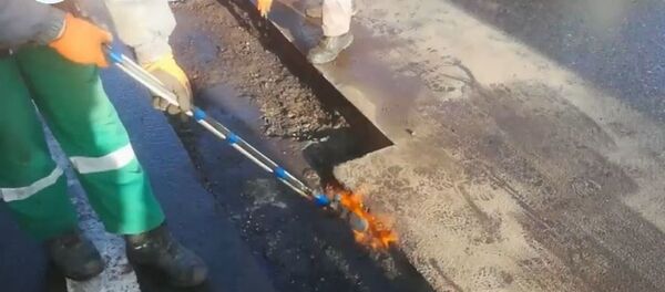 Raskite skirtumų: kelių remontas Vilniuje ir Rygoje Raskite skirtumų: kelių remontas Vilniuje ir Rygoje - Sputnik Lietuva