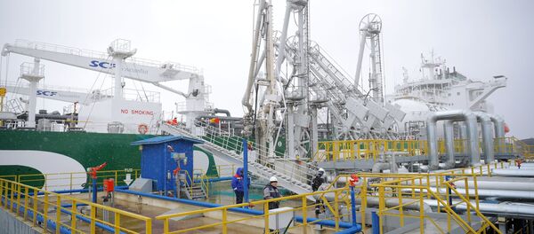 Танкер Проспект Менделеева во время презентации в Финском Заливе - Sputnik Литва