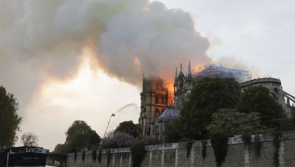 Пожар в соборе Парижской Богоматери, 15 апреля 2019 года - Sputnik Lietuva