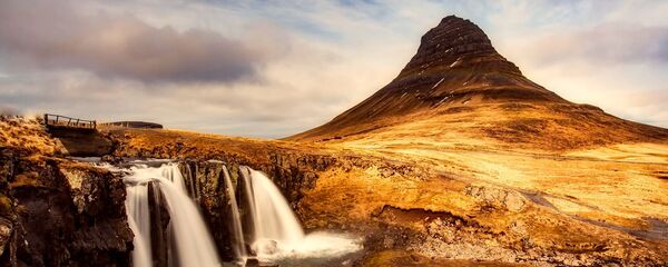 Вид на гору Киркьюфедль в Исландии, архивное фото Вид на гору Киркьюфедль в Исландии, архивное фото - Sputnik Lietuva