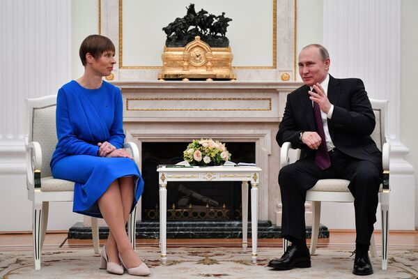 Президент Эстонии рассказала о деталях встречи с Путиным Президент Эстонии рассказала о деталях встречи с Путиным - Sputnik Литва