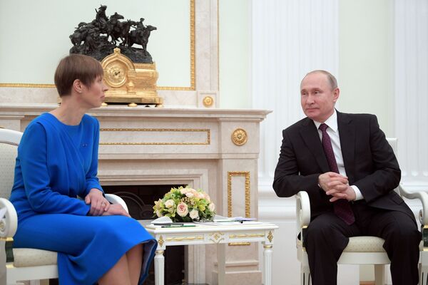 Президент Эстонии пригласила Путина приехать в балтийскую республику Президент Эстонии пригласила Путина приехать в балтийскую республику - Sputnik Литва