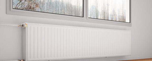 Батарея центрального отопления, архивное фото - Sputnik Литва