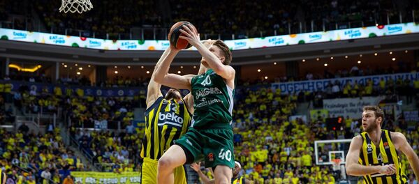 Матч Жальгирис - Фенербахче в Стамбуле, 18 апреля - Sputnik Литва
