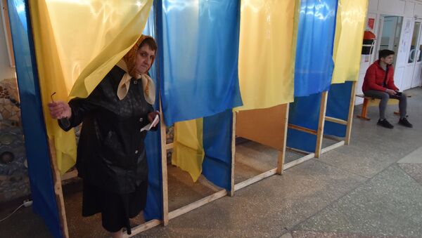Второй тур голосования на выборах президента Украины, 21 апреля - Sputnik Lietuva