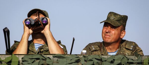 Rusijos ginkluotės kontrolės inspektoriai Rusijos ginkluotės kontrolės inspektoriai - Sputnik Lietuva