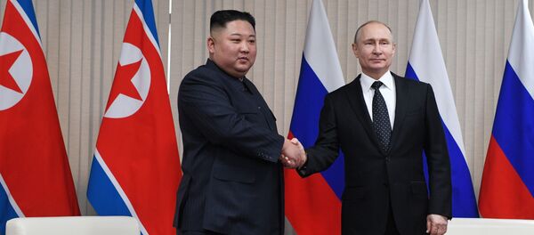Президент РФ В. Путин встретился с лидером КНДР Ким Чен Ыном - Sputnik Литва