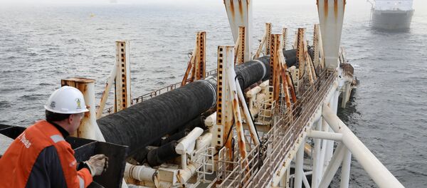 Трубоукладочное судно Audacia работает на прокладке трубопровода Северный поток 2 у побережья Балтийского моря, остров Рюген на северо-востоке Германии, архивное фото - Sputnik Литва