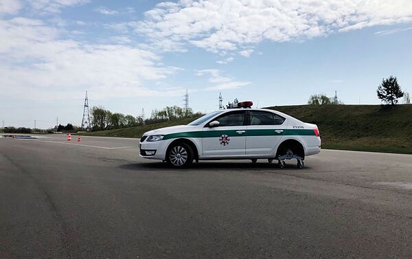 В Литве полицейских обучат вождению в экстремальных условиях В Литве полицейских обучат вождению в экстремальных условиях - Sputnik Литва