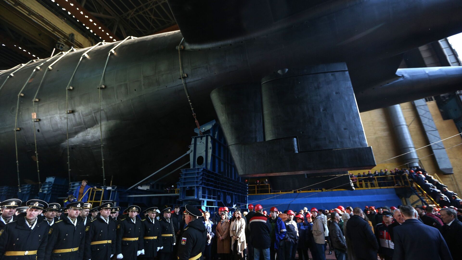 Спуск на воду атомной подводной лодки Белгород в Архангельской области  - Sputnik Lietuva, 1920, 07.04.2021