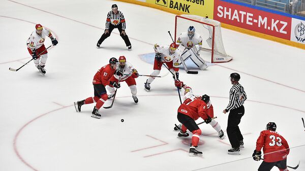 Исторический гол Зубруса не спас хоккеистов из Литвы от проигрыша белорусам - Sputnik Литва