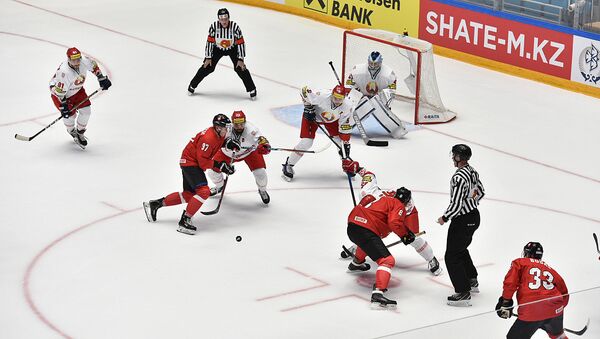 Матч между сборными Литвы и Беларуси в рамках ЧМ по хоккею в Нур-Султане, Казахстан, 29 апреля 2019 года - Sputnik Литва