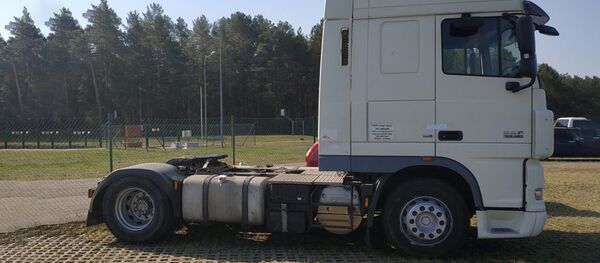 Тягач, украденный семь лет назад в Испании Тягач, украденный семь лет назад в Испании - Sputnik Литва