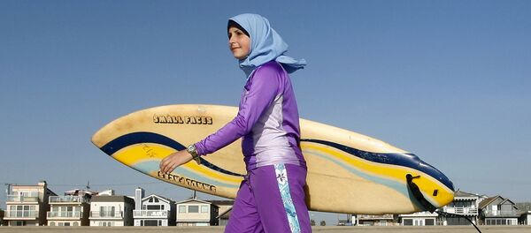 Девочка в буркини - Sputnik Литва