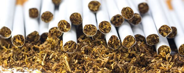 Сигареты, табак, архивное фото - Sputnik Литва