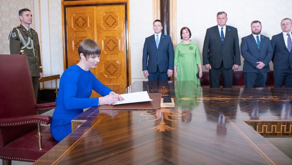 Президент Эстонии Керсти Кальюлайд подписывает назначения министров, 24 апреля 2019 года - Sputnik Lietuva