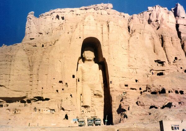Бамианские статуи Будды, Афганистан,1997 год  - Sputnik Литва
