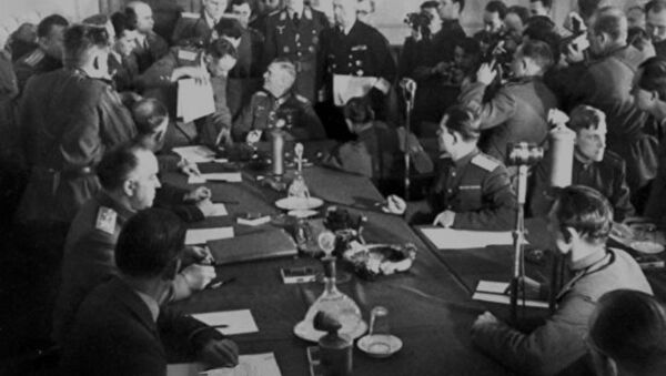 Как был подписан Акт о военной капитуляции Германии. Кадры из архива - Sputnik Lietuva