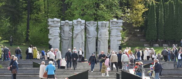 Мероприятия в честь 74-й годовщины победы в Великой Отечественной войне в Вильнюсе, 9 мая 2019 - Sputnik Литва