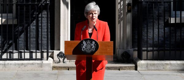 Премьер-министр Великобритании Тереза Мэй выступает с заявлением в Лондоне, 24 мая 2019 года Премьер-министр Великобритании Тереза Мэй выступает с заявлением в Лондоне, 24 мая 2019 года - Sputnik Lietuva