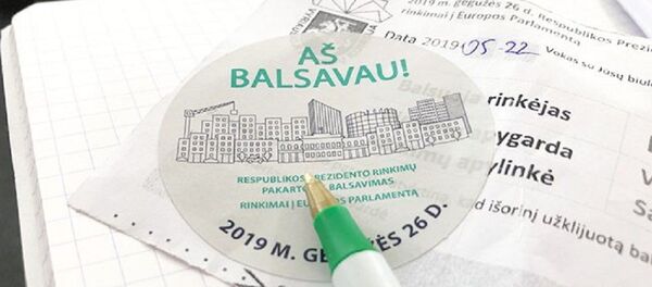 Наклейка для второго тура выборов президента Литвы - Sputnik Литва