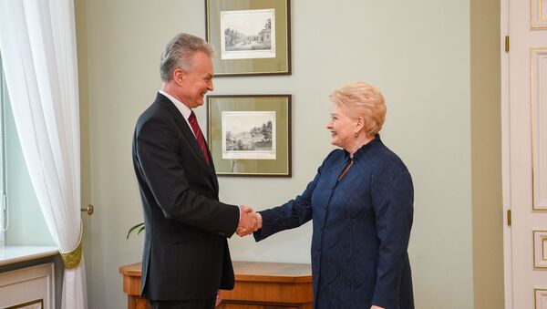 Президент Литвы Гитанас Науседа и экс-глава Даля Грибаускайте, архивное фото - Sputnik Литва