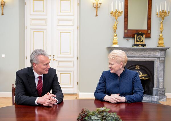 Президент Литвы пообещала помогать Науседе на его новом посту Президент Литвы пообещала помогать Науседе на его новом посту - Sputnik Литва