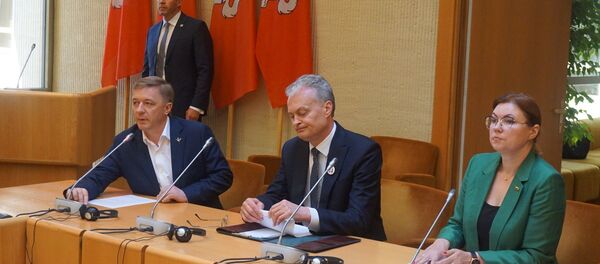 Рамунас Карбаускис и Гитанас науседа Рамунас Карбаускис и Гитанас науседа - Sputnik Lietuva