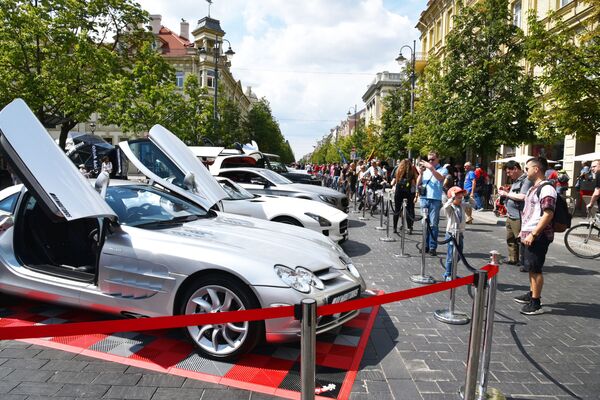 Автомобильная выставка в Вильнюсе - Sputnik Литва