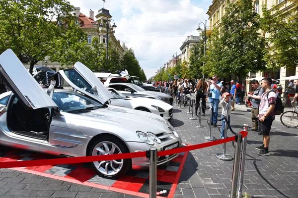 Автомобильная выставка в Вильнюсе Автомобильная выставка в Вильнюсе - Sputnik Lietuva