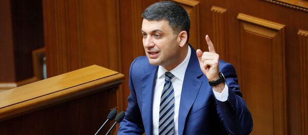 Премьер-министр Украины Владимир Гройсман выступает с речью во время заседания парламента в Киеве, Украина, 30 мая 2019 года - Sputnik Lietuva