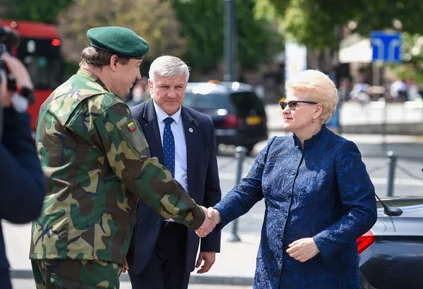 Grybauskaitė paminėjo 100-ąsias Šaulių sąjungos metines Grybauskaitė paminėjo 100-ąsias Šaulių sąjungos metines - Sputnik Lietuva
