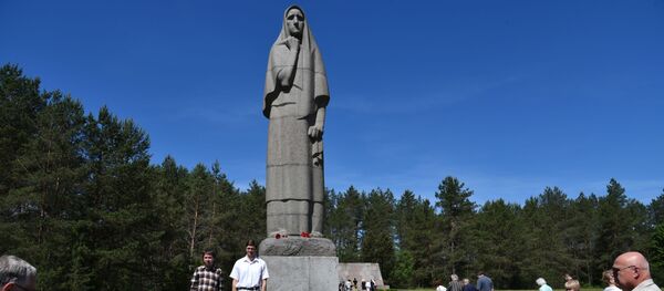 День поминовения трагедии в деревне Пирчюпяй День поминовения трагедии в деревне Пирчюпяй - Sputnik Lietuva