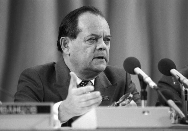 Борис Евдокимович Щербина, архивное фото - Sputnik Lietuva