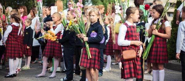 Первый день в школе, Вильнюс, архивное фото - Sputnik Литва