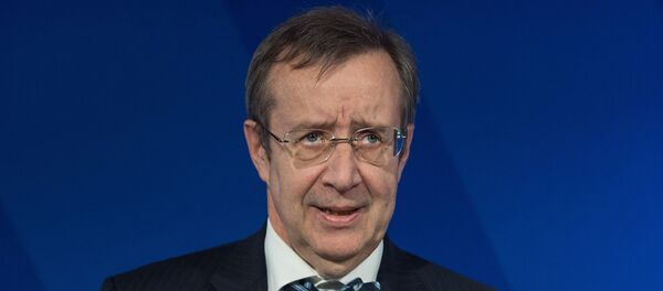 Президент Эстонии Тоомас Хендрик Ильвес - Sputnik Литва