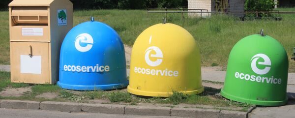 Мусорные контейнеры для сортировки бытовых отходов - Sputnik Литва