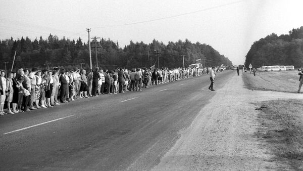 Балтийский путь - мирная акция в прибалтийских республиках СССР, проведенная 23 августа 1989 года - Sputnik Литва