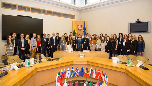 Участники проекта Учащиеся в правительство - 2016 - Sputnik Литва