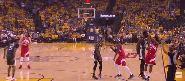 Матч Голден Стэйт Уорриорз и Торонто Рэпторс - Sputnik Литва