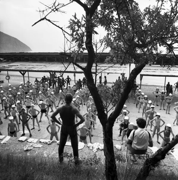 Утренняя зарядка в пионерлагере Артек, 1975 год Утренняя зарядка в пионерлагере Артек, 1975 год - Sputnik Lietuva