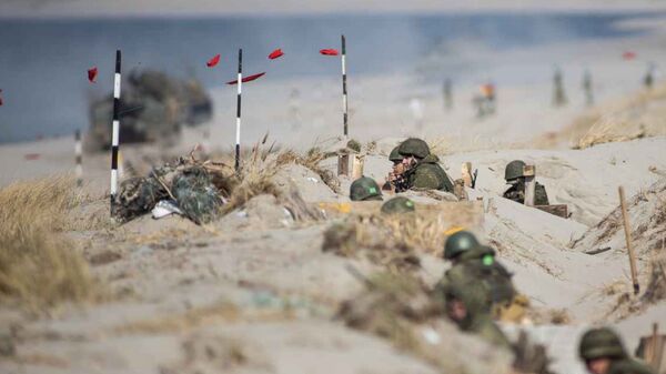 Балтфлот провел противодесантные учения на фоне маневров НАТО на Балтике - Sputnik Литва
