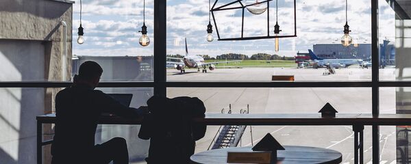 Вильнюсский аэропорт, зал ожидания, архивное фото - Sputnik Литва