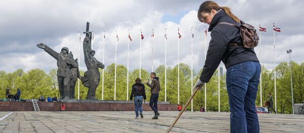 Paminklas Rygos išvaduotojams Paminklas Rygos išvaduotojams - Sputnik Lietuva